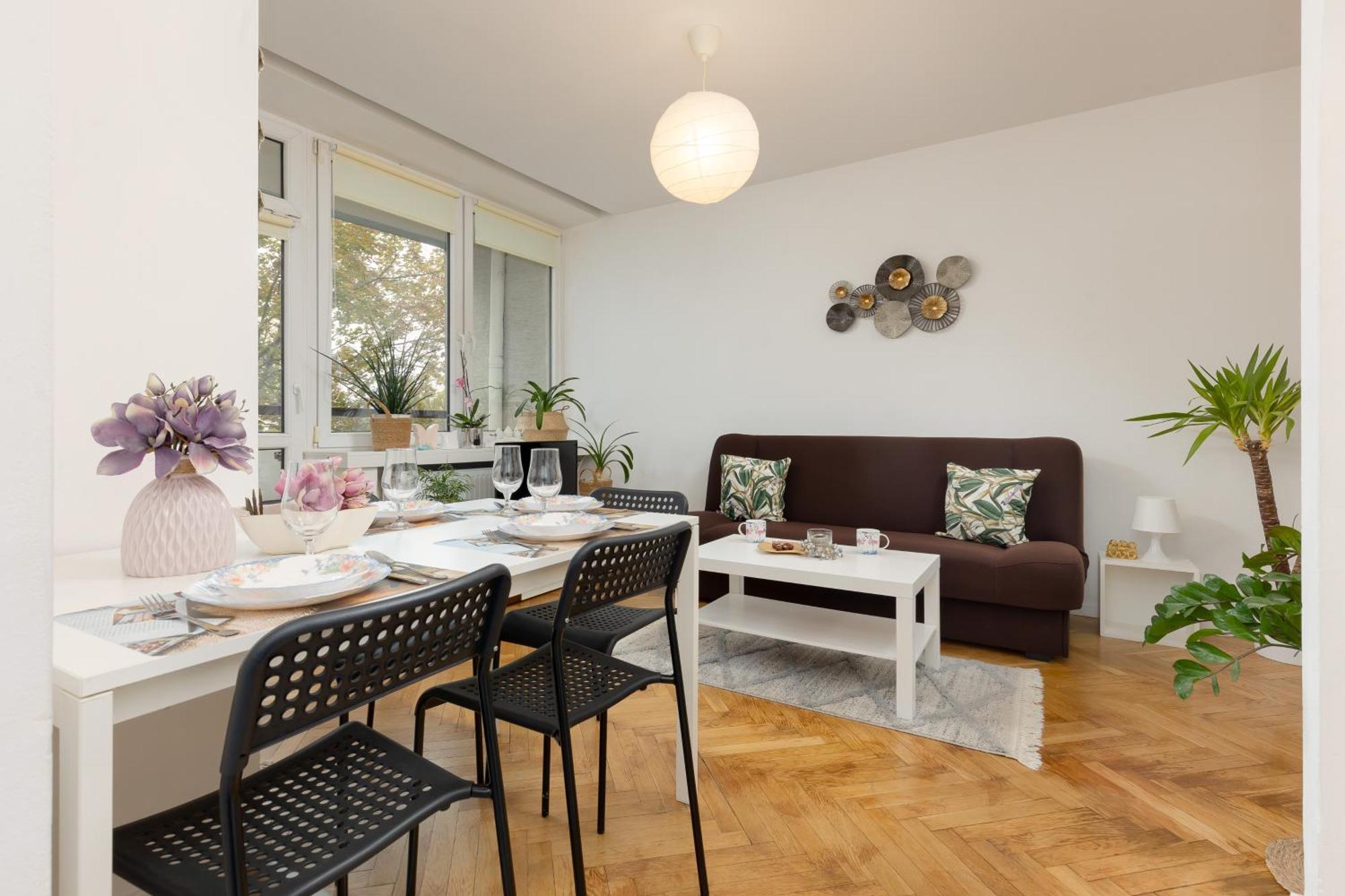 Hipoteka Apartment By Renters Warsaw Exterior photo